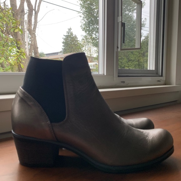 Bueno Leather Boots Size 41 NWOT - Picture 4 of 4